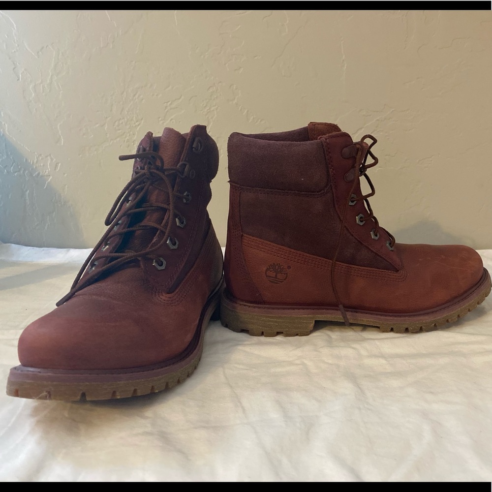 Maroon Timbs - image 1